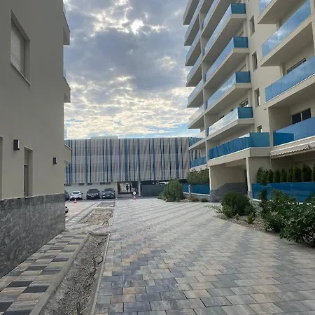 Matteo 2 Marina Surf Residence, Mamaia Nord - Navodari,1 Langa Plaja, Frontala,2 Langa Plaja Cu Partiala La Mare